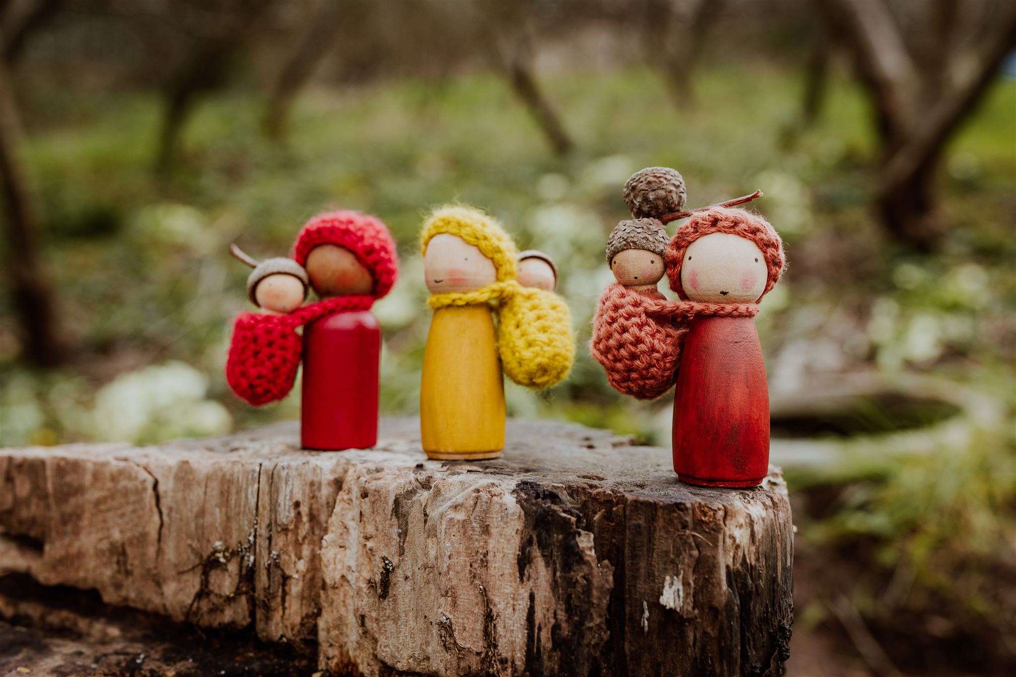 Acorn cup hat duo