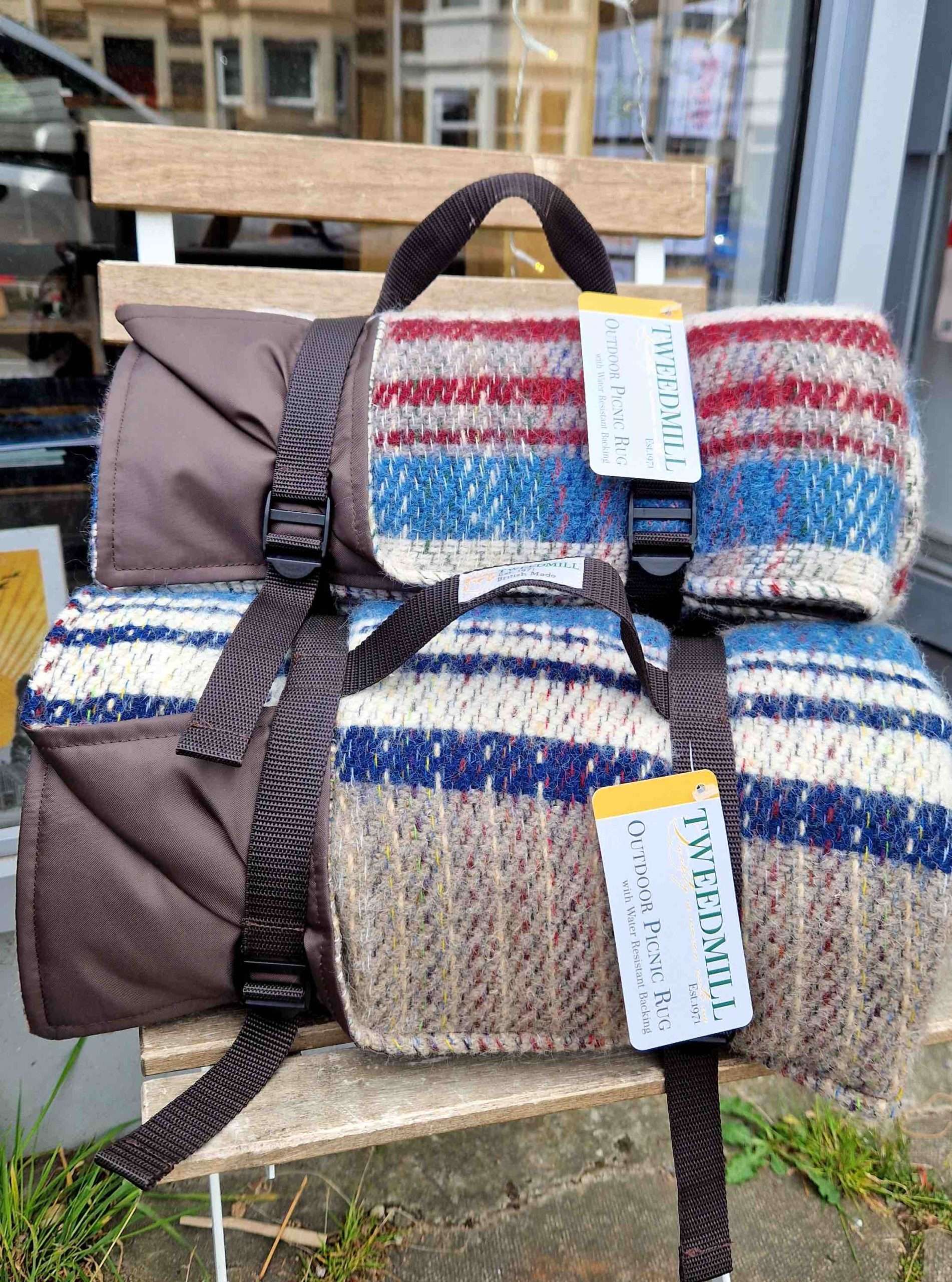 picnic rug rolls alt